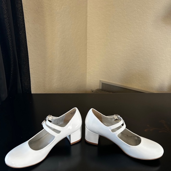 Harper Canyon White Patent Leather Heel Shoes Size 2M - Picture 2 of 5